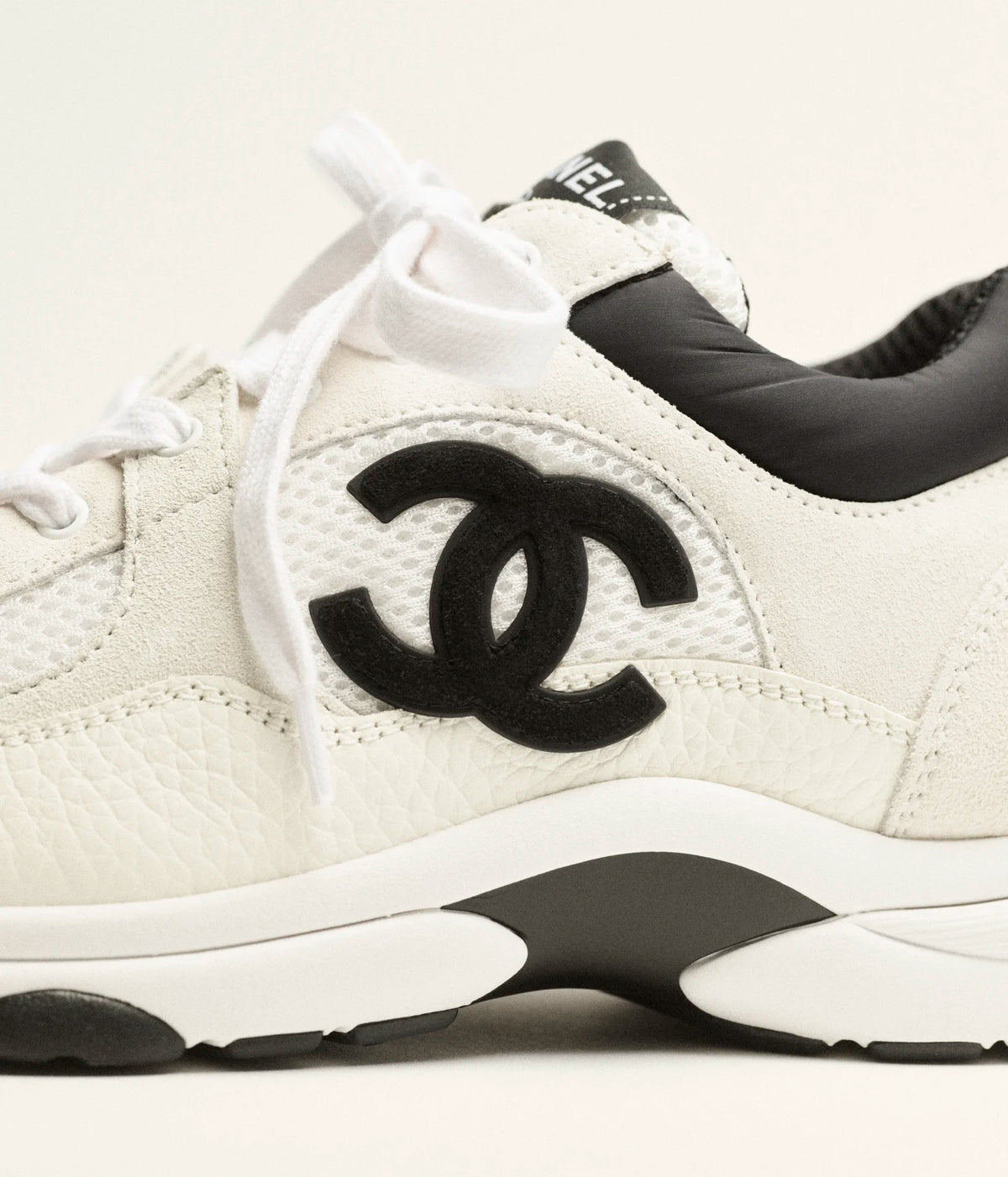 Chanel Mesh, Suede Calfskin & Grained Calfskin 
White & Black